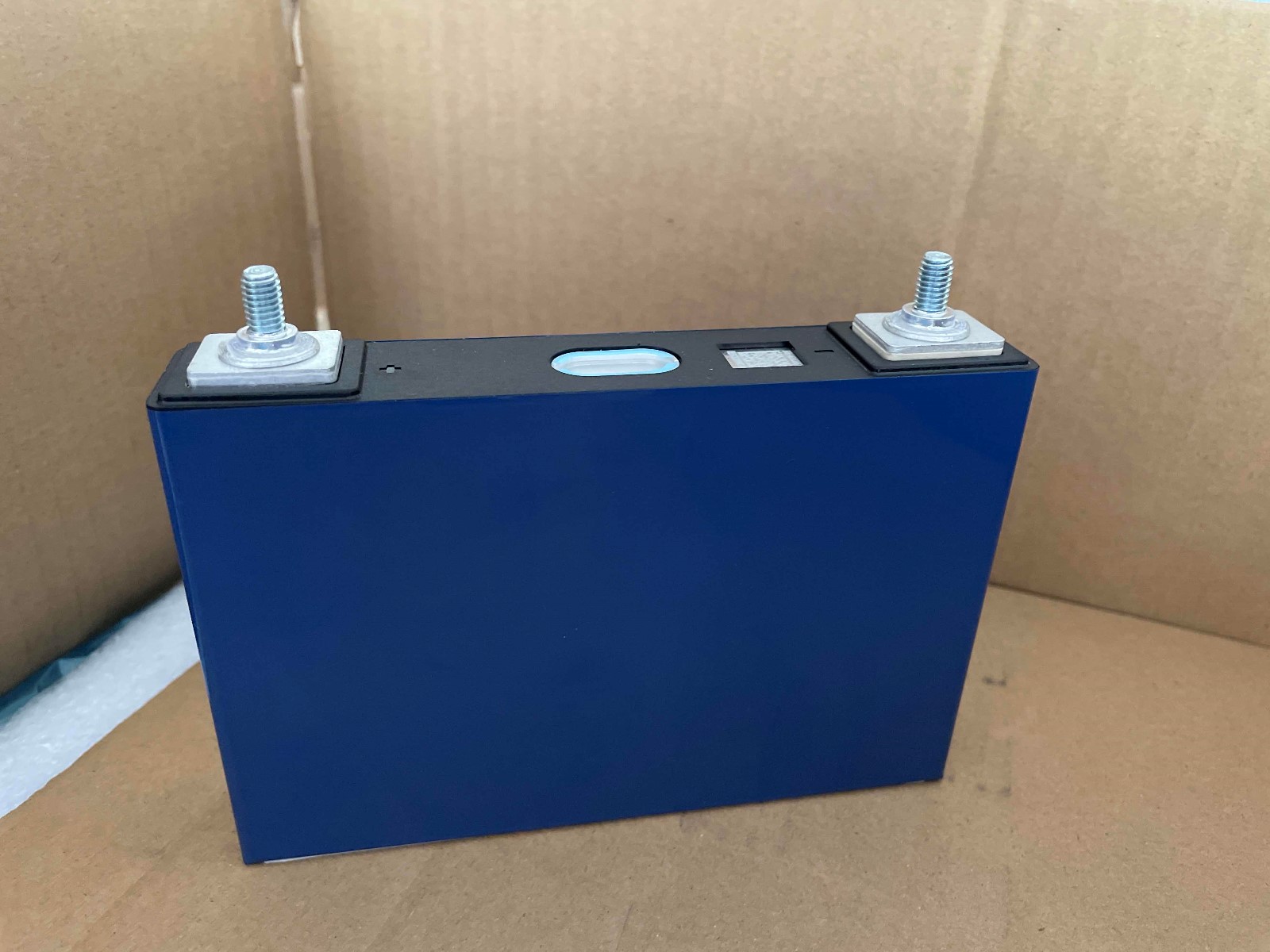 160pcs CALB 3.7V50AH NMC Cells shipped to the US
