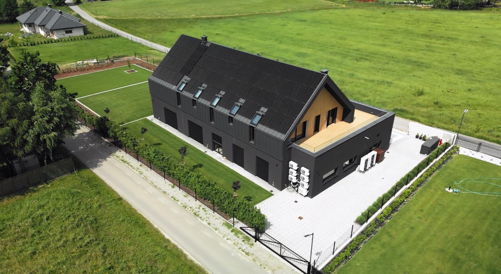 Sungrow Powers Polish Healthcare Facility with Solar-Plus-Storage Solution